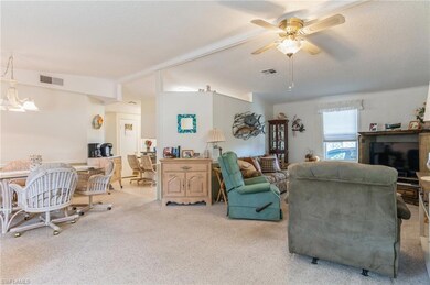 204 Grosbeak Ln unit 204, Naples, FL 34114 - photo 4