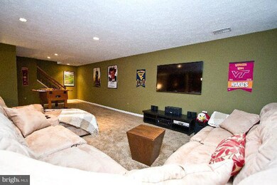 3208 Brynwood Place, Herndon, VA 20171 - photo 3