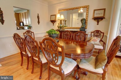 25806 Commons Square, Chantilly, VA 20152 - photo 7