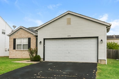 002-photo-front-view-13975109