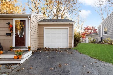 48 Darling St, Warwick, RI 02886 - photo 4