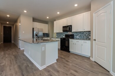 22235 Davenport Downs Ln, Richmond, TX 77469 - photo 6