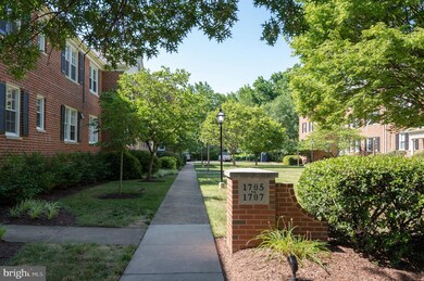 1707 Belle View Blvd unit C1, Alexandria, VA 22307 - photo 2