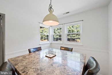 8330 Montgomery Run Rd unit J, Ellicott City, MD 21043 - photo 6