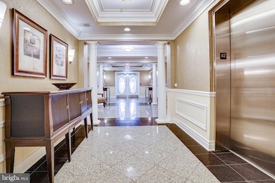 7860 Rolling Woods Ct unit 201, Springfield, VA 22152 - photo 5