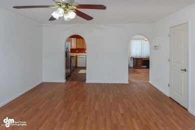 Livin Room-9465-SMALL