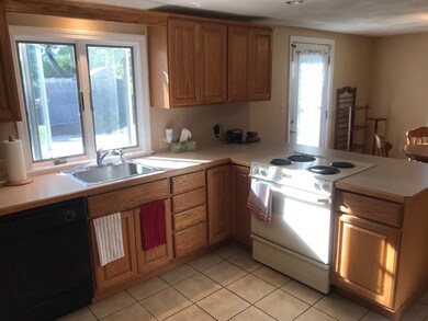 9 Cumberland Rd, Lynn, MA 01904 - photo 7