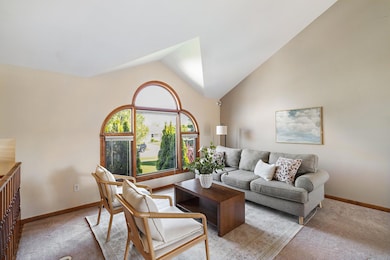 1249 Creekview Dr, Crown Point, IN 46307 - photo 3