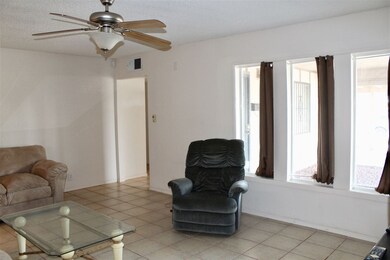 195 S Avenue A, Yuma, AZ 85364 - photo 6