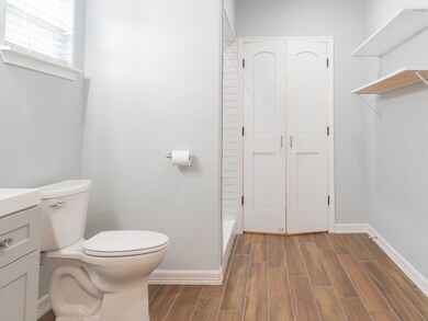 420 Hohldale St unit A, Houston, TX 77091 - photo 7