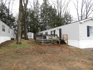 32 White Rock Cir unit 27, Tilton, NH 03276 - photo 2