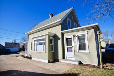 3 Vose St, Westerly, RI 02891 - photo 3