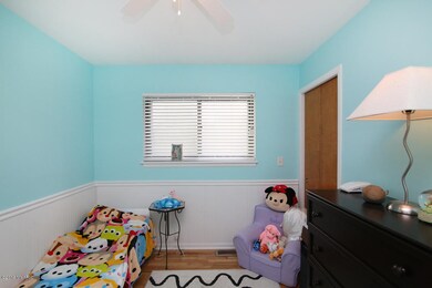 1744 Carlton Ave NE, Grand Rapids, MI 49505 - photo 7