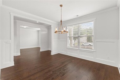 5789 Creek Indian Dr, Sugar Hill, GA 30518 - photo 4