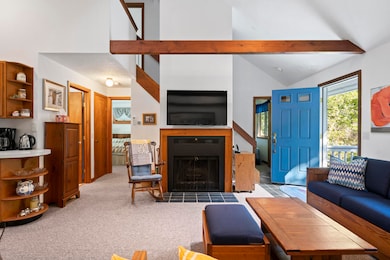 8 Court St, Edgartown, MA 02539 - photo 3