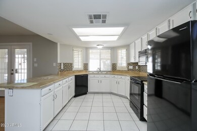 2122 E Frye Rd, Chandler, AZ 85225 - photo 7