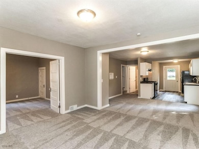 2919 1st St, Des Moines, IA 50313 - photo 4