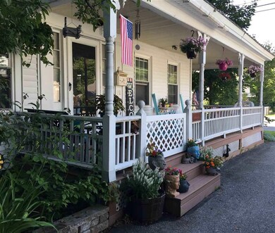 11 Chestnut St, Claremont, NH 03743 - photo 4