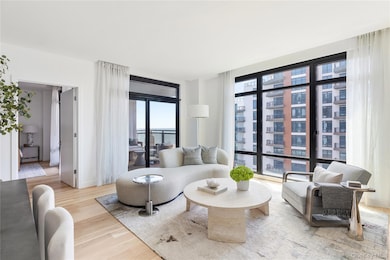 The Boardwalk Residences unit 1010 A, Long Beach, NY 11561 - photo 4