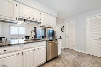 10 Augusta Dr unit 9, Vernon, NJ 07462 - photo 5