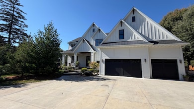 4040 Tonkawood Rd, Minnetonka, MN 55345 - photo 2