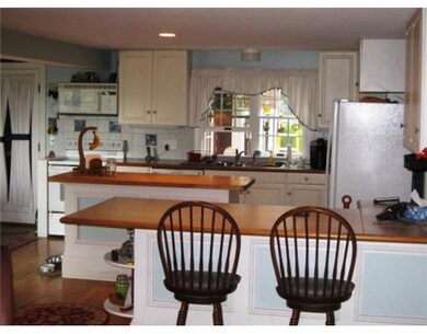 55 Plum Beach Rd, Saunderstown, RI 02874 - photo 5