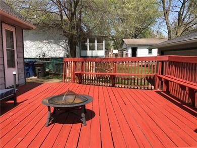 7405 SW 13th St, Des Moines, IA 50315 - photo 5