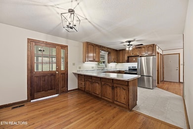 5716 Scenichills Rd, Knoxville, TN 37912 - photo 6