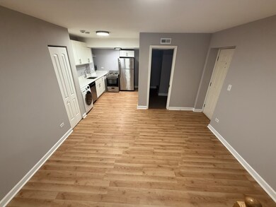 6954 N Greenview Ave unit 100, Chicago, IL 60626 - photo 3