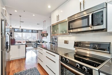 The Mariner Condominiums unit 605, Boston, MA 02109 - photo 5