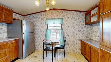 8 Katie Ave, Lewiston, ME 04240 - photo 5