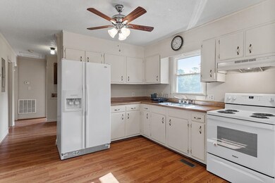 401 Mimosa St, Oxford, NC 27565 - photo 7