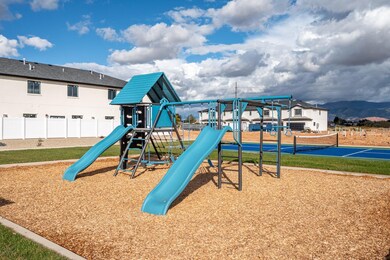 51 S 4375 W unit 16, Cedar City, UT 84720 - photo 6