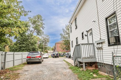 1227 W 6th St, Plainfield, NJ 07063 - photo 4