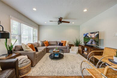 1718 Gardenia Dr, Houston, TX 77018 - photo 6