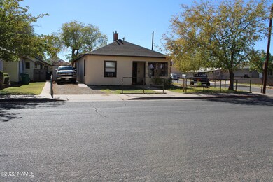 223 W Oak St, Winslow, AZ 86047 - photo 2