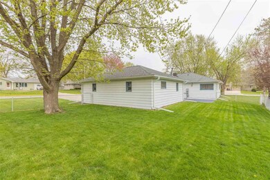 4110 Rownd St, Cedar Falls, IA 50613 - photo 6