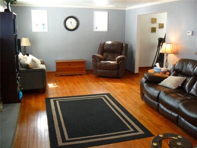 Plenty of space for all your furniture in this lar