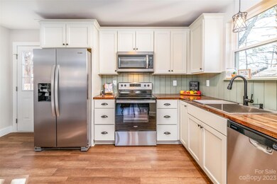 324 Fieldstone Cir, Statesville, NC 28677 - photo 7