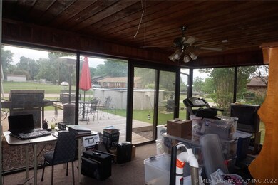 1101 Wade Wells Dr, Henryetta, OK 74437 - photo 7