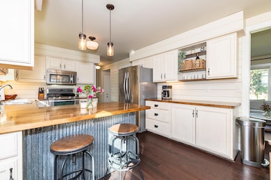 2223 Surry, Schoolcraft, MI 49087 - photo 3