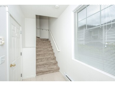 14635 SW Beard Rd unit 204, Beaverton, OR 97007 - photo 4