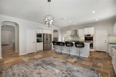 25410 Magnolia Ln, Stevenson Ranch, CA 91381 - photo 5