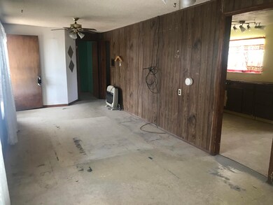 735 Hilton Ave, El Paso, TX 79907 - photo 6