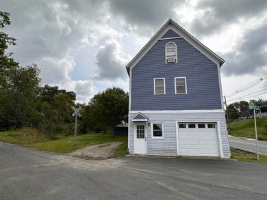 36 Elm St, Whitefield, NH 03598 - photo 3