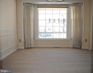 19 Hickory Hill Ct, Silver Spring, MD 20906 - photo 5