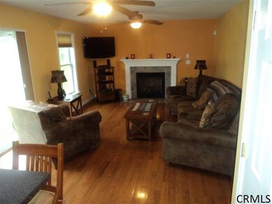 Photo 5