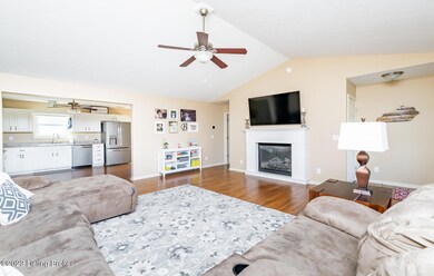 303 Red Oak Ln (20)