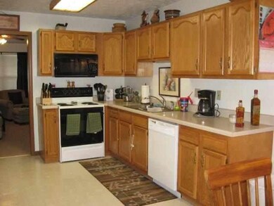 3501 Thornhill Cir E, Lafayette, IN 47909 - photo 5