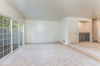 11624 Admiralty Way unit A, Everett, WA 98204 - photo 7